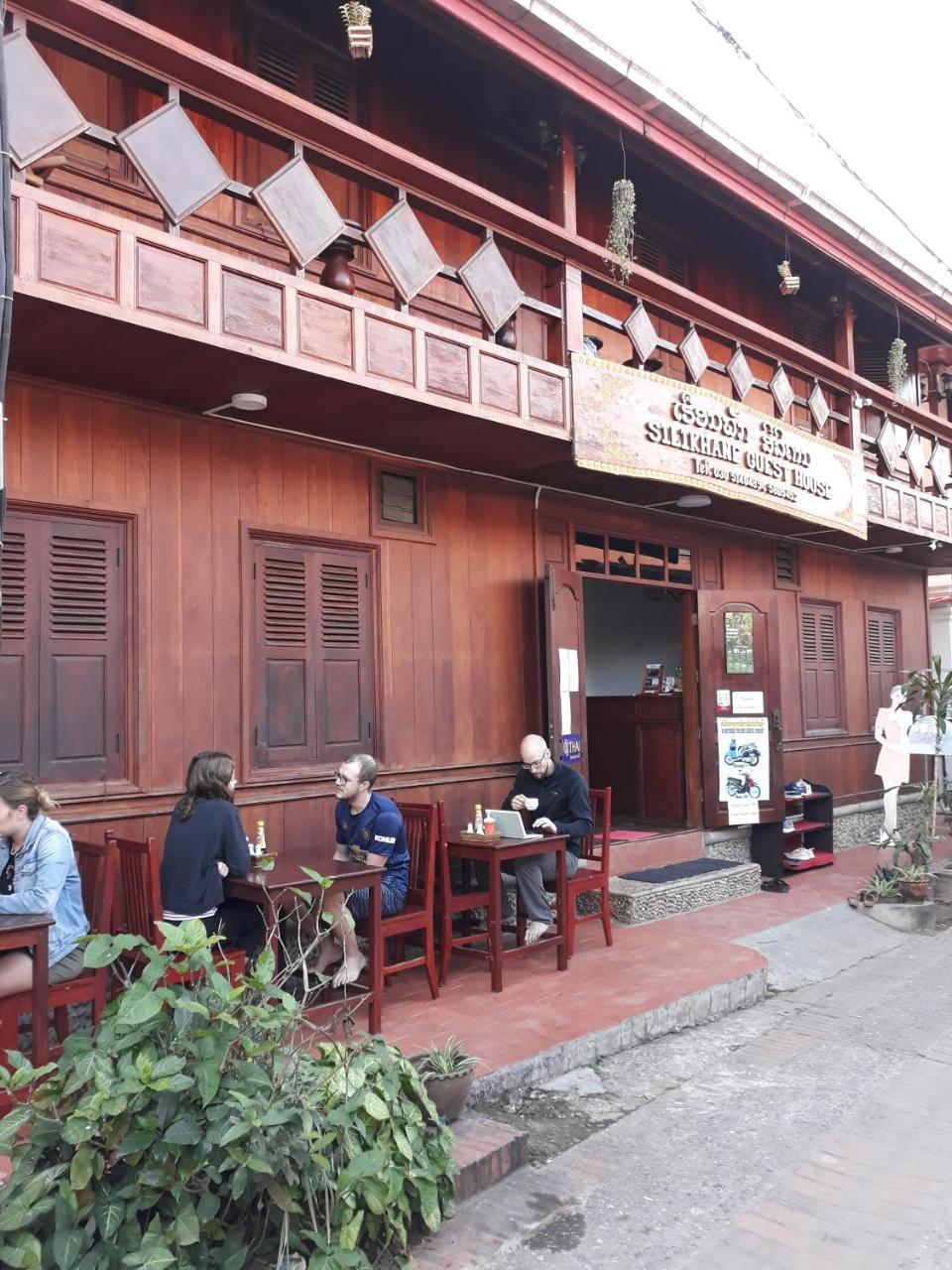 Silikhane Guesthouse 琅勃拉邦 外观 照片